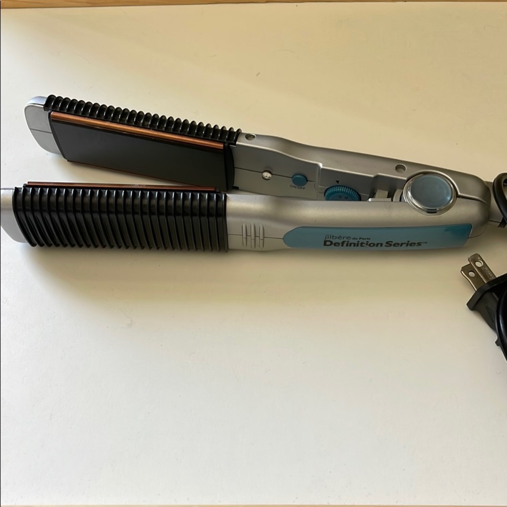 Jilbere Ceramic Hair Straightener